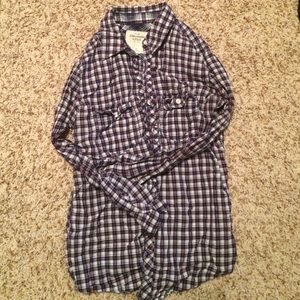 Abercrombie & Fitch Fitted Plaid Button Up